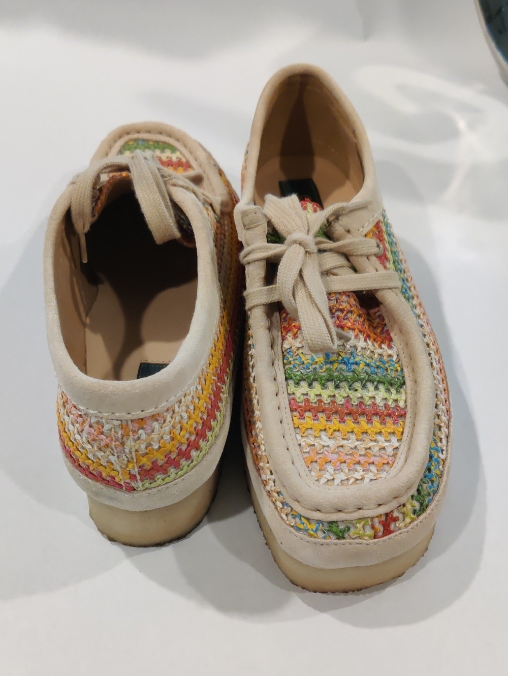 Clarks cream and green logo insole slip-on